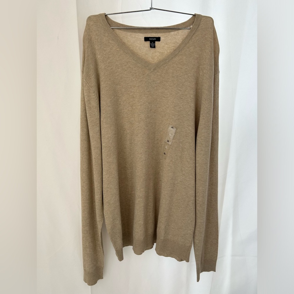 Alfani Men’s Long-Sleeve Promo V-Neck Sweater